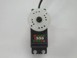 E555